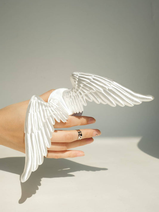 ZhuJi Artisan Collection: Winged MagSafe Photogenic Stand - 3D-Printed Shockproof Phone Mount with Flexible Silicone